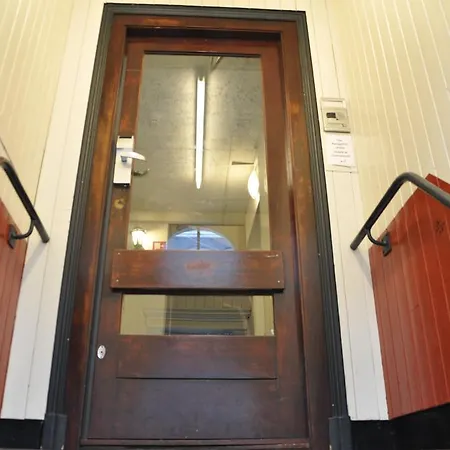 Budget Marnix Centre * Amsterdam