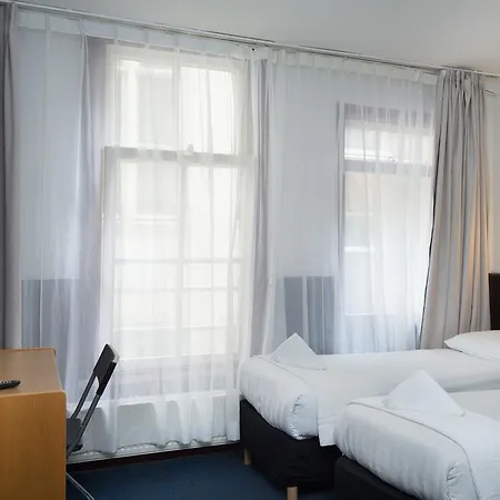 Budget Marnix Centre *