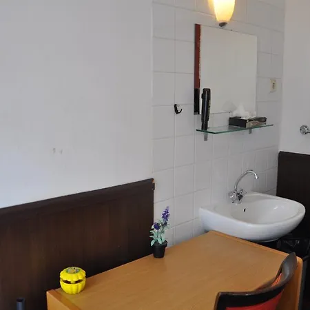 Budget Marnix Centre Szálloda *